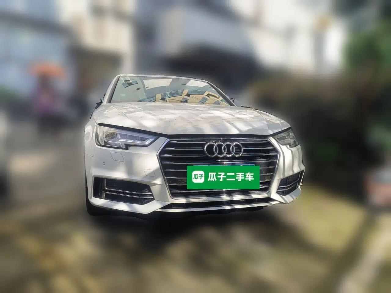 Audi A4L 2019 40 TFSI Ambition China VI — миниатюра 2