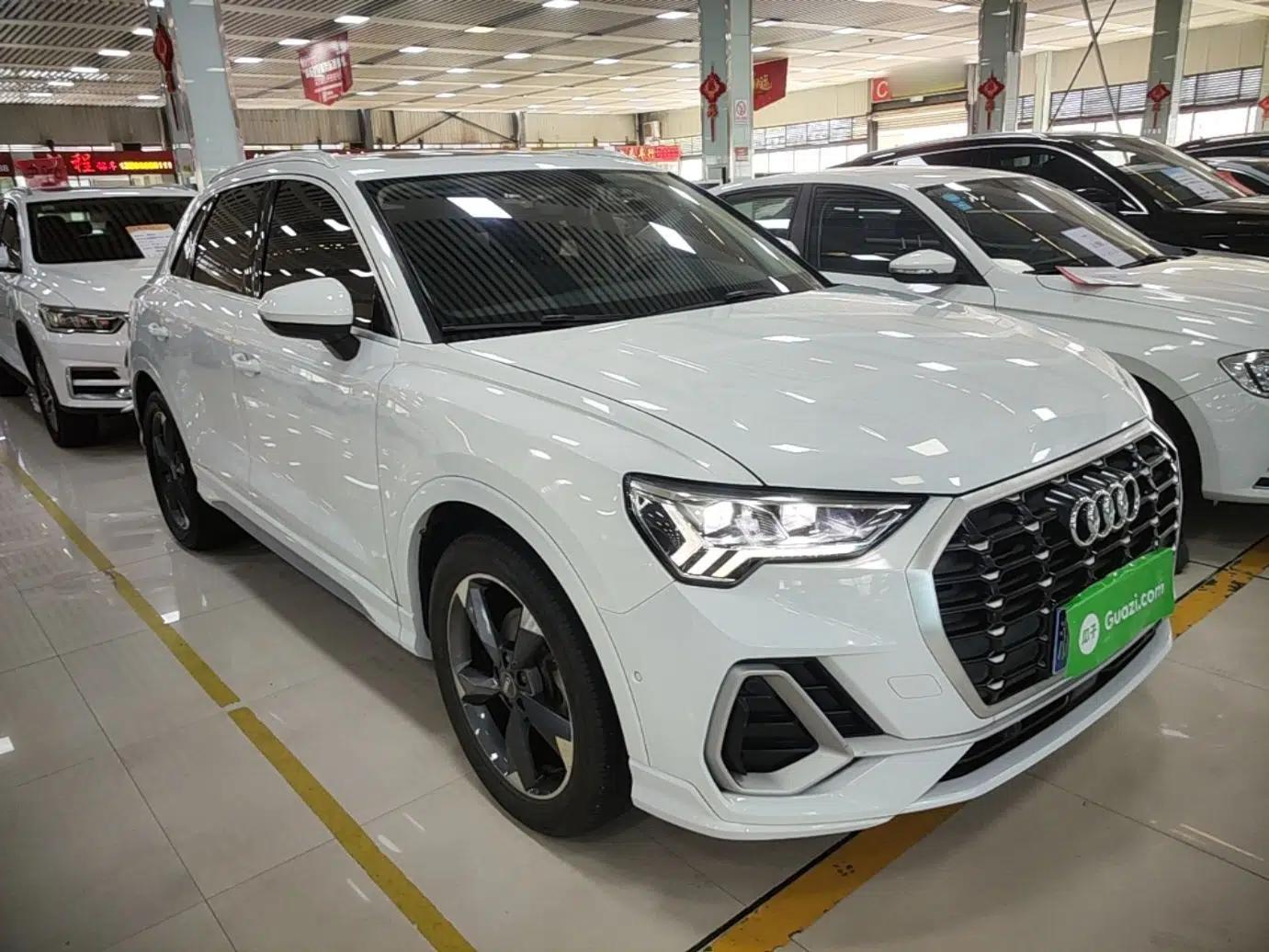 Audi Q3 2021 35 TFSI Fashion Dynamic Model — миниатюра 3