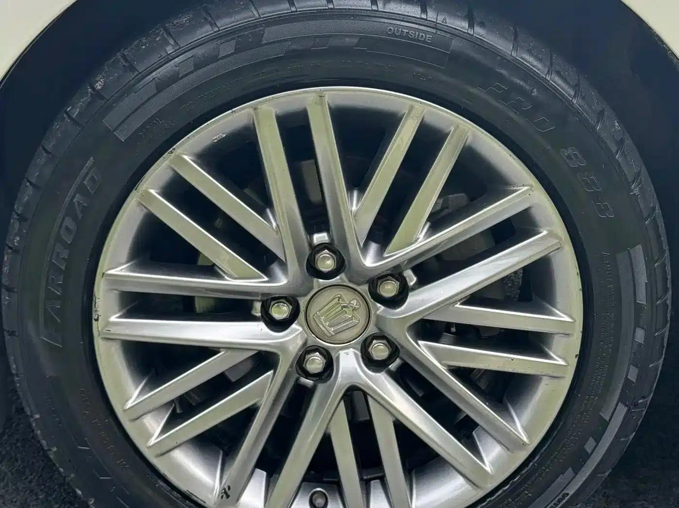 Crown 2017 2.0T Sport Edition — миниатюра 17