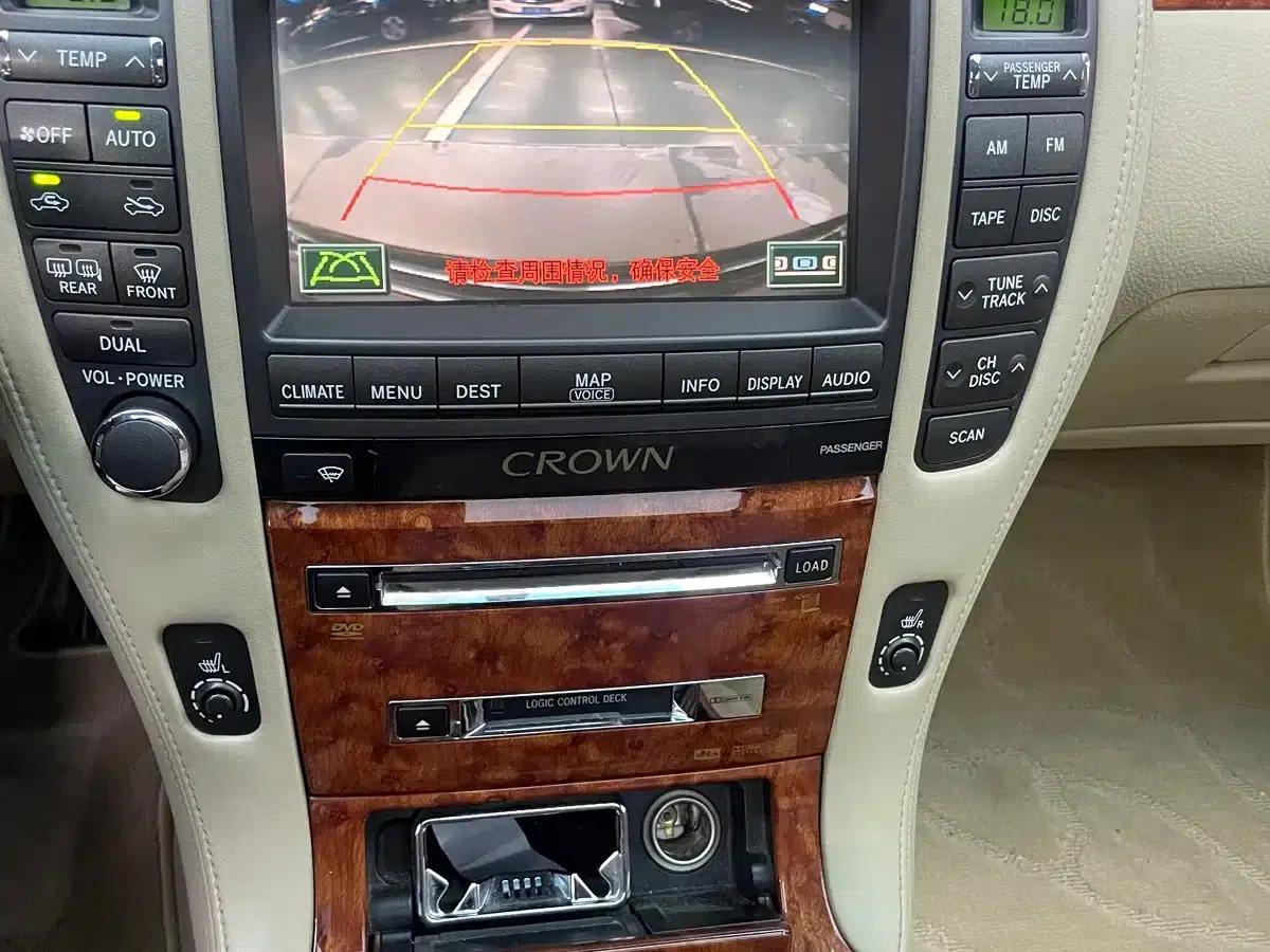 Crown 2007 2.5L Royal Special Edition — миниатюра 14