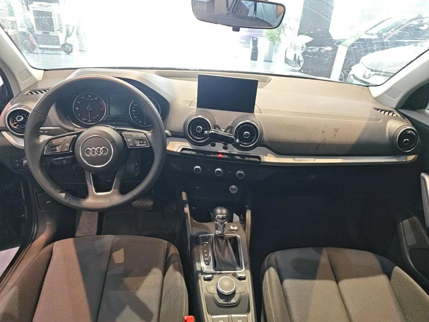 Audi Q2L 2021 35 TFSI Progressive Dynamic Edition — миниатюра 18
