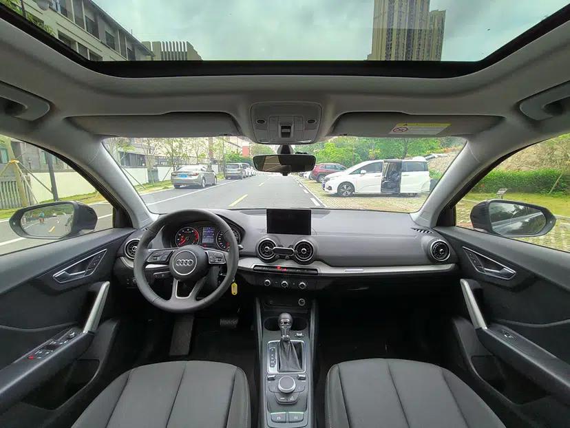 Audi Q2L 2021 35 TFSI Progressive Dynamic Edition — миниатюра 31