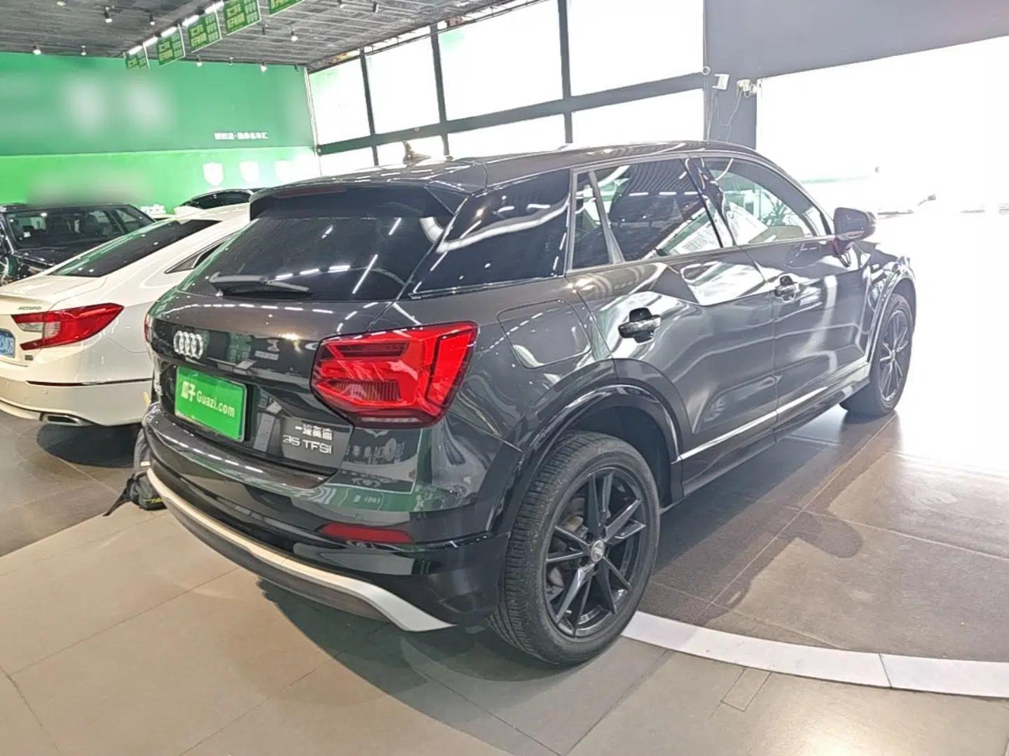 Audi Q2L 2021 35 TFSI Progressive Dynamic Edition — миниатюра 6