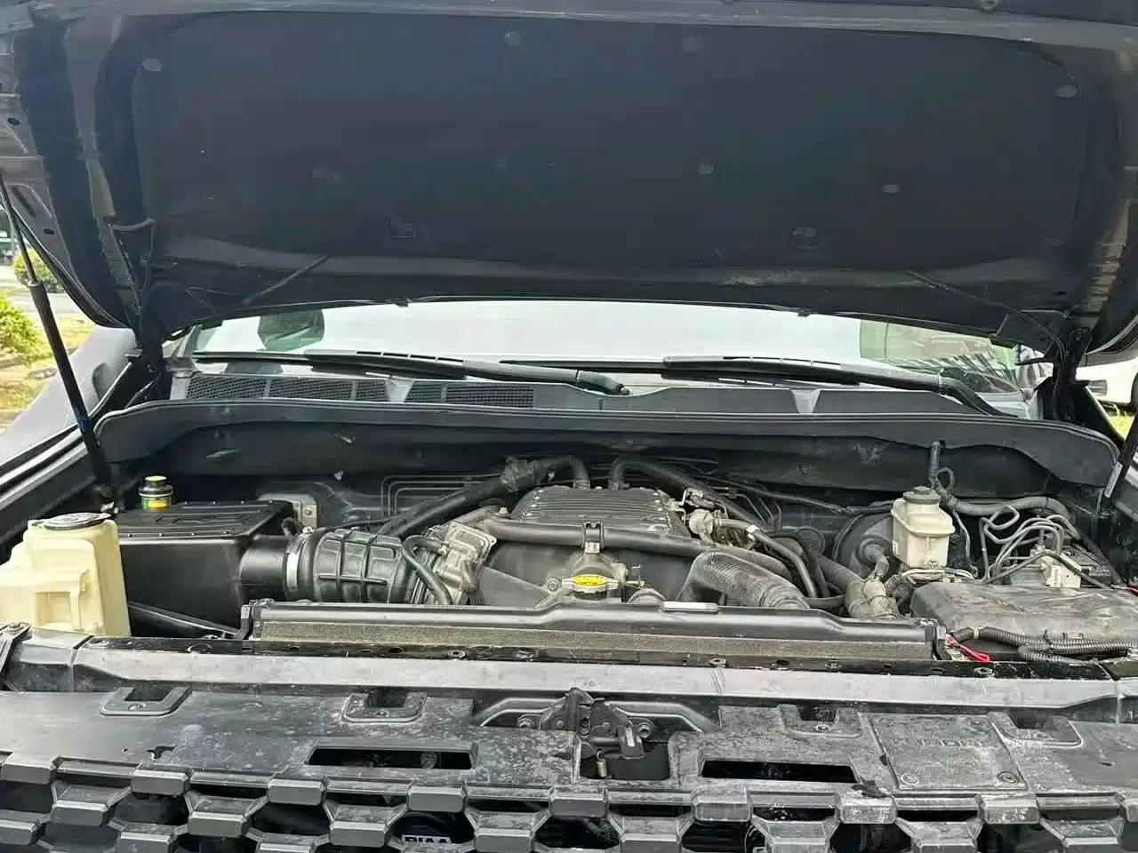 2014 Tundra 5.7L 1794 Edition — миниатюра 14