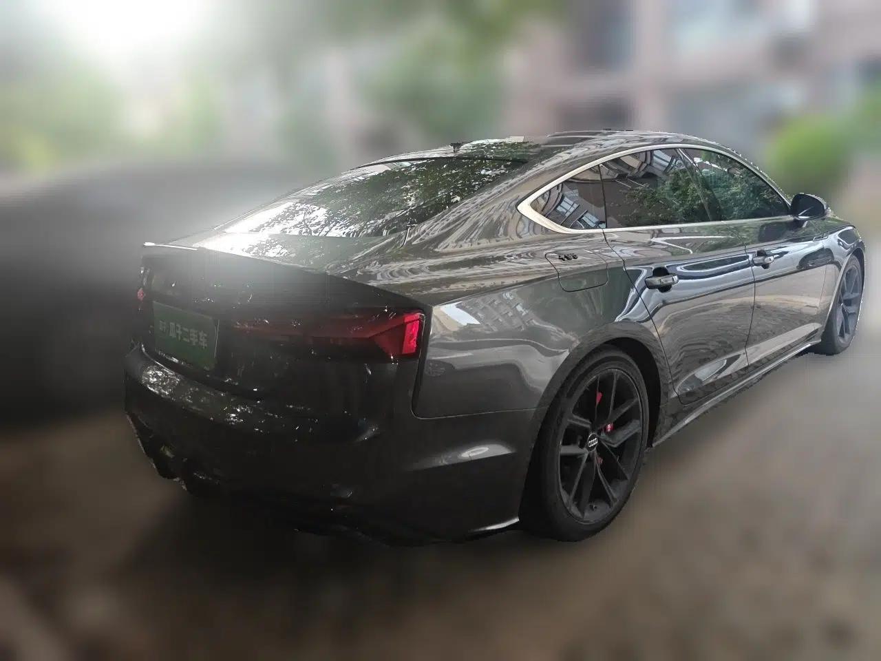 Audi A5 2023 Sportback 40 TFSI Fashionable and Dynamic Model — миниатюра 6
