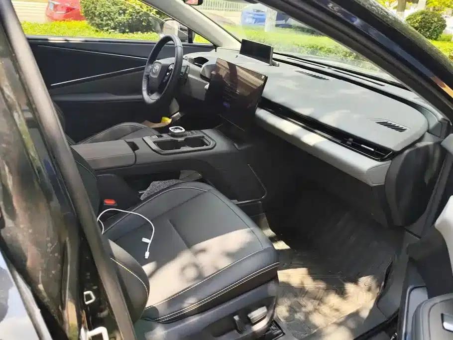 Toyota BZ5 2025 550 PRO Smart Edition — миниатюра 8
