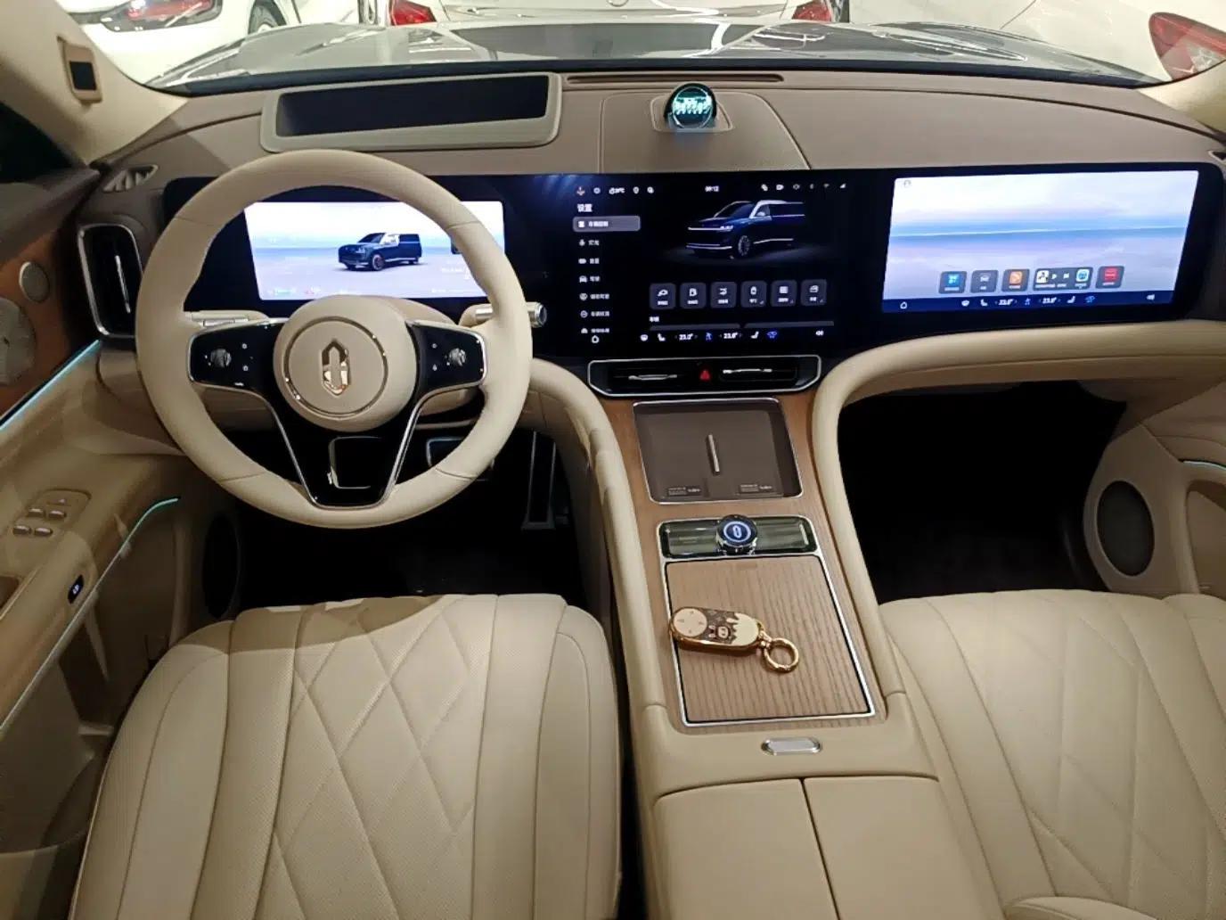 Hima AITO M9 2024 Range-Extended Ultra Version 42 kWh 6-Seater Model — миниатюра 12
