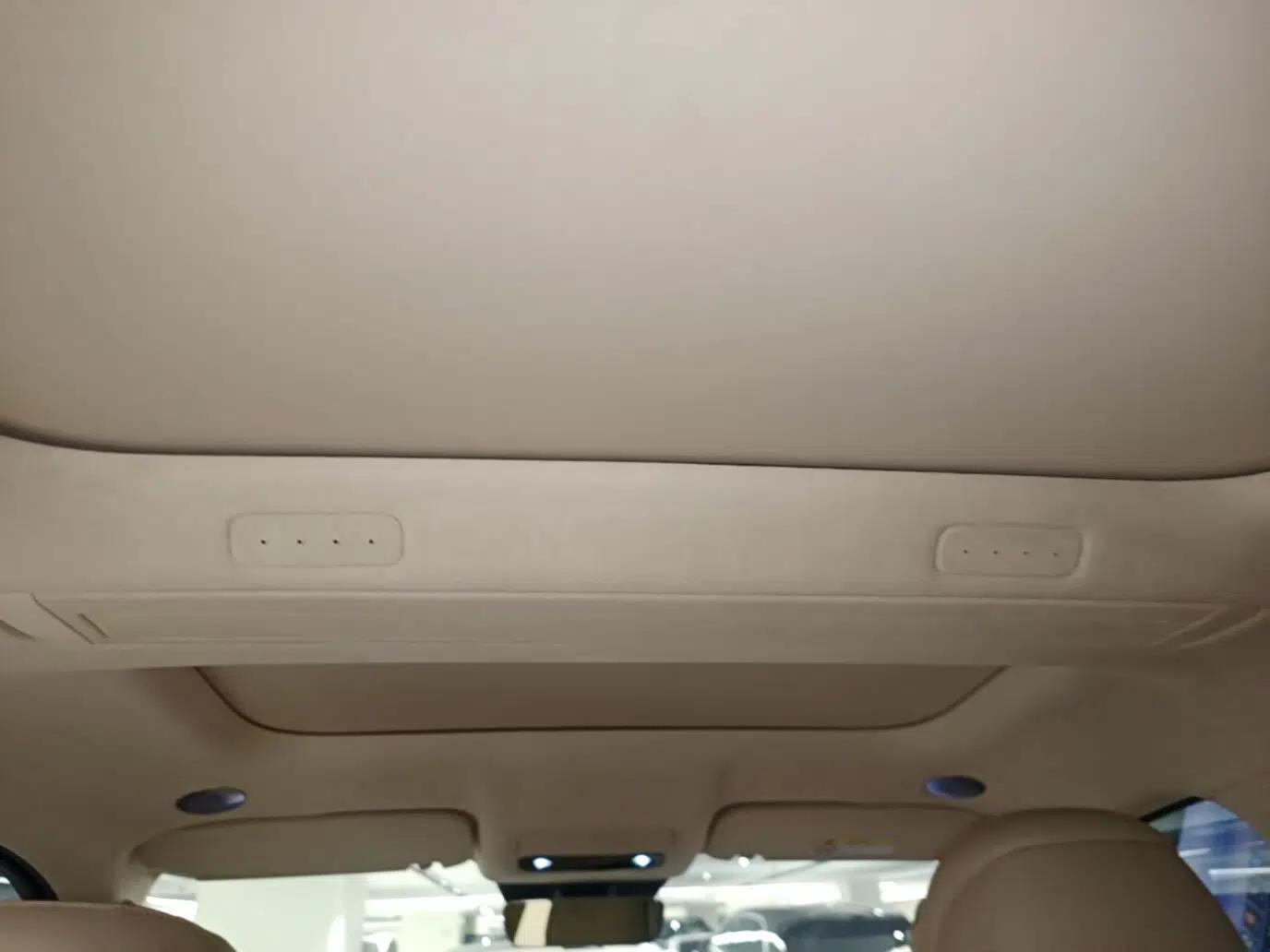 Hima AITO M9 2024 Range-Extended Ultra Version 42 kWh 6-Seater Model — миниатюра 21
