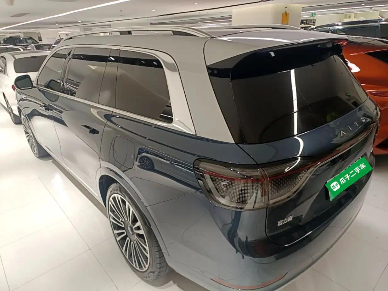 Hima AITO M9 2024 Range-Extended Ultra Version 42 kWh 6-Seater Model — миниатюра 4