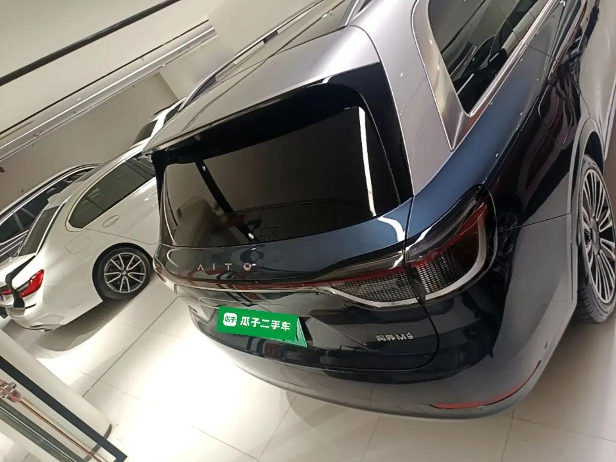 Hima AITO M9 2024 Range-Extended Ultra Version 42 kWh 6-Seater Model — миниатюра 5