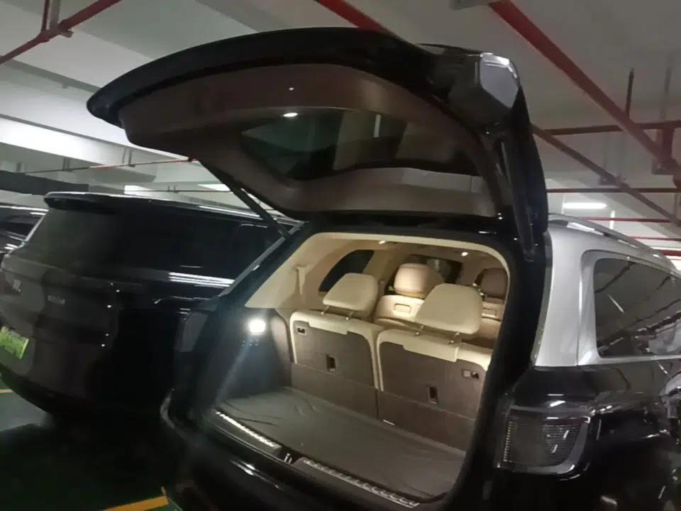 Hima AITO M9 2025 Extended-Range Ultra Version 52 kWh 6-Seater — миниатюра 22