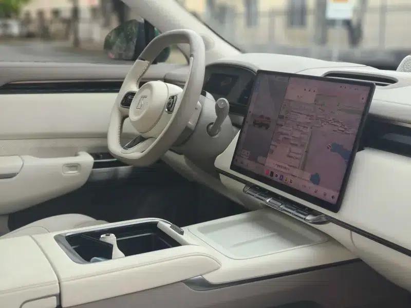ZEEKR 7X 2025 75kWh Rear-Wheel Drive Intelligent Driving Edition — миниатюра 9