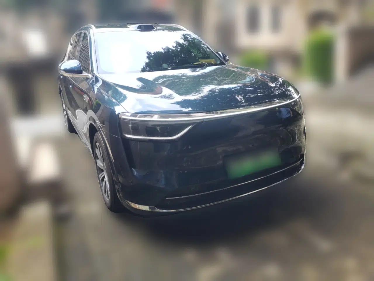 Hima AITO M8 2025 Extended-Range Ultra Version 53.4 kWh 6-Seater Edition — миниатюра 3