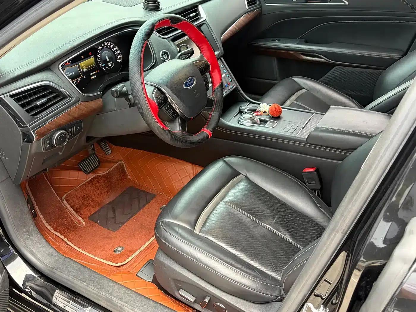 2015 Taurus EcoBoost 245 Supreme Edition — миниатюра 3