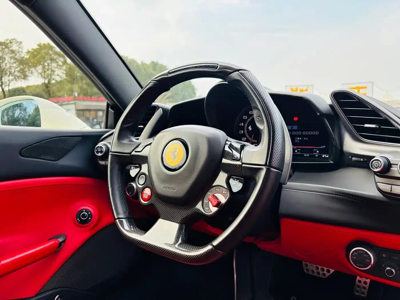 2015 Ferrari 488 GTB — миниатюра 6