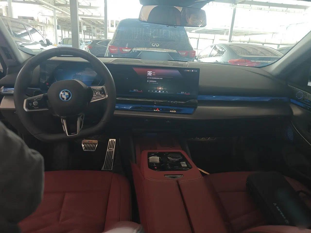 BMW i5 2026 Model, Facelifted eDrive 35L M Sport Package — миниатюра 9