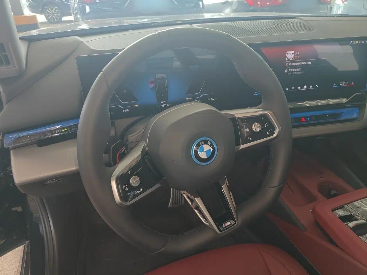 BMW i5 2026 Model, Facelifted eDrive 35L M Sport Package — миниатюра 10