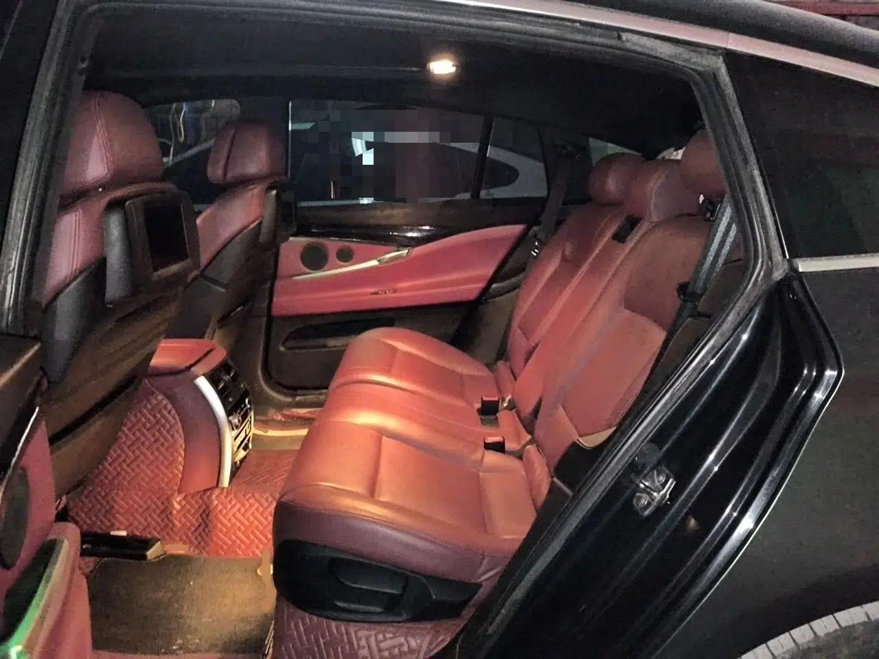BMW 5 Series GT 2011 535i xDrive Luxury Edition — миниатюра 17