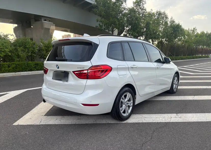 BMW 2 Series Gran Tourer 2015 218i Leading Model — миниатюра 7