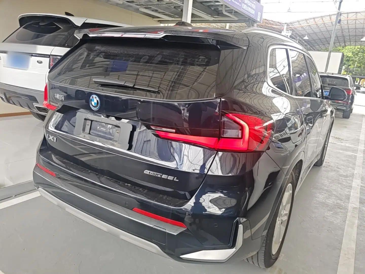 BMW iX1 2023 eDrive25L X Design Package — миниатюра 6