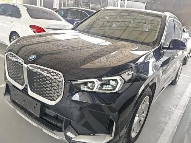 BMW iX1 2023 eDrive25L X Design Package