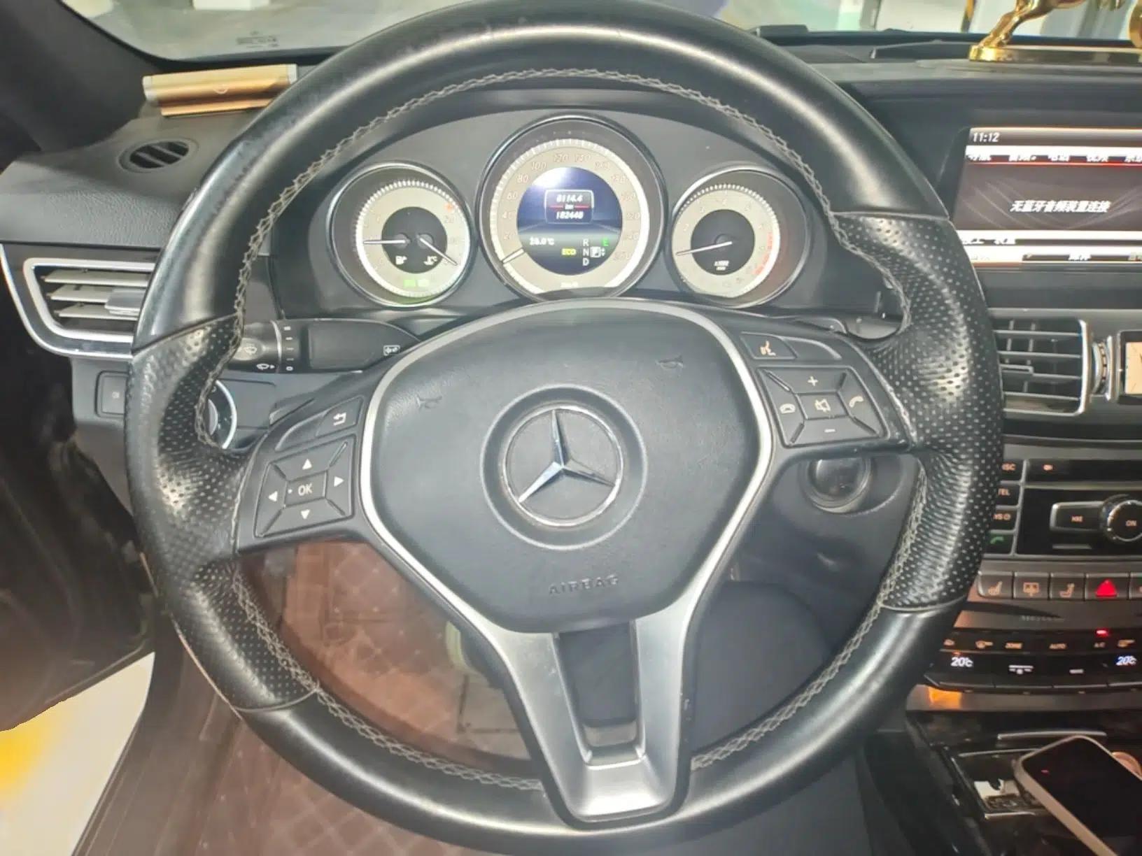 Mercedes-Benz E-Class 2015 E 260 L Sport Luxury Model — миниатюра 13