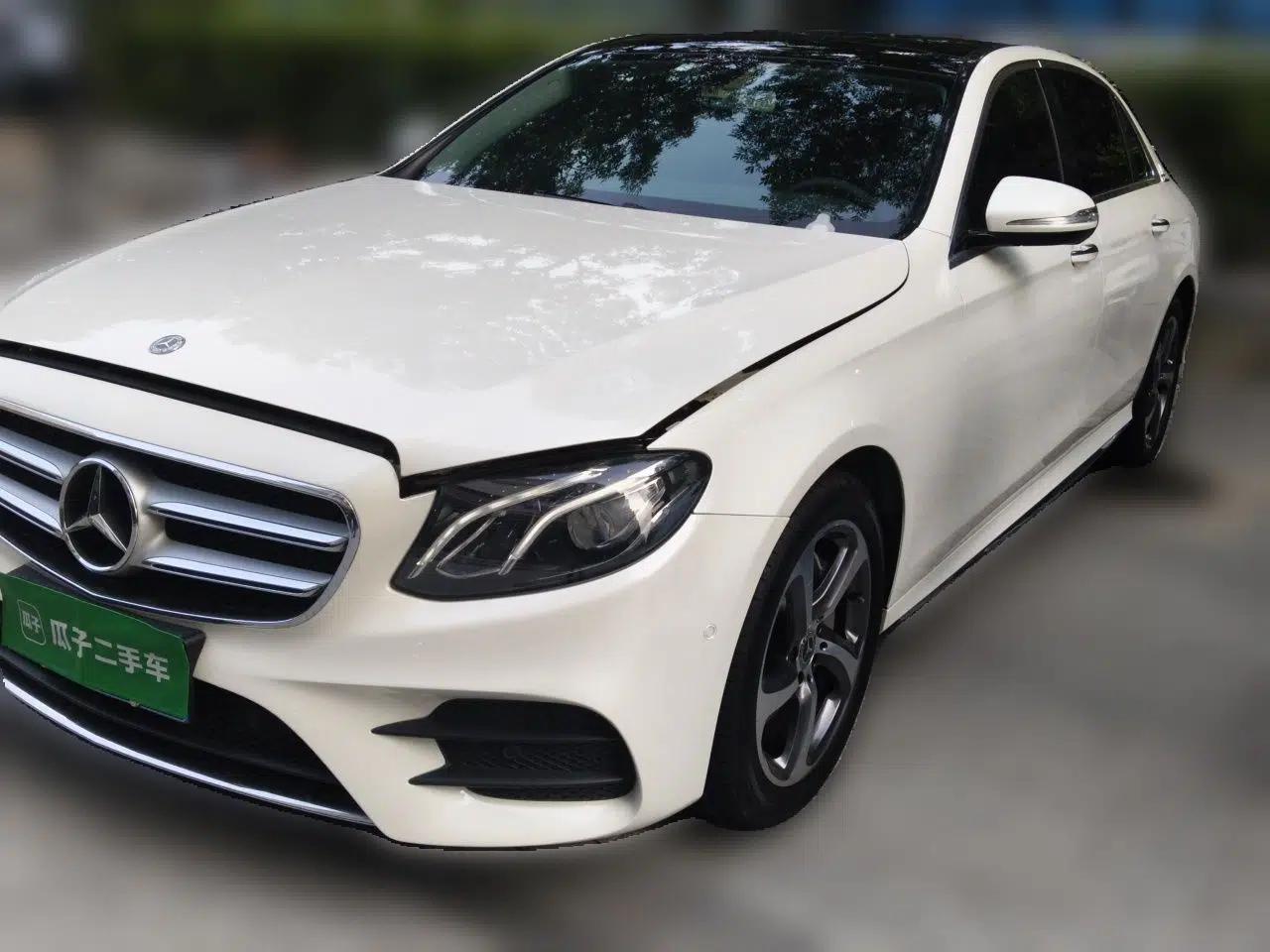 Mercedes-Benz E-Class 2018 E 300 L Sporty and Stylish Model — миниатюра 1
