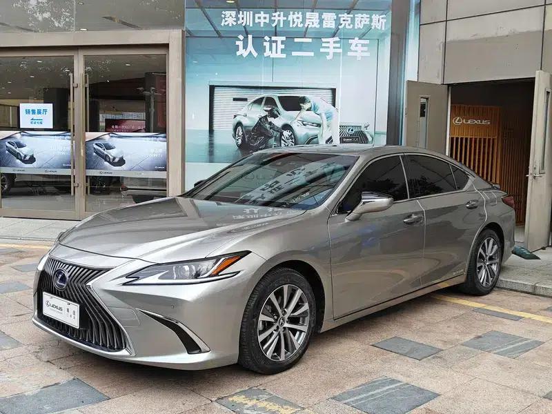 Lexus ES 2020 300h Premium Edition (China V Emission Standard) — миниатюра 1