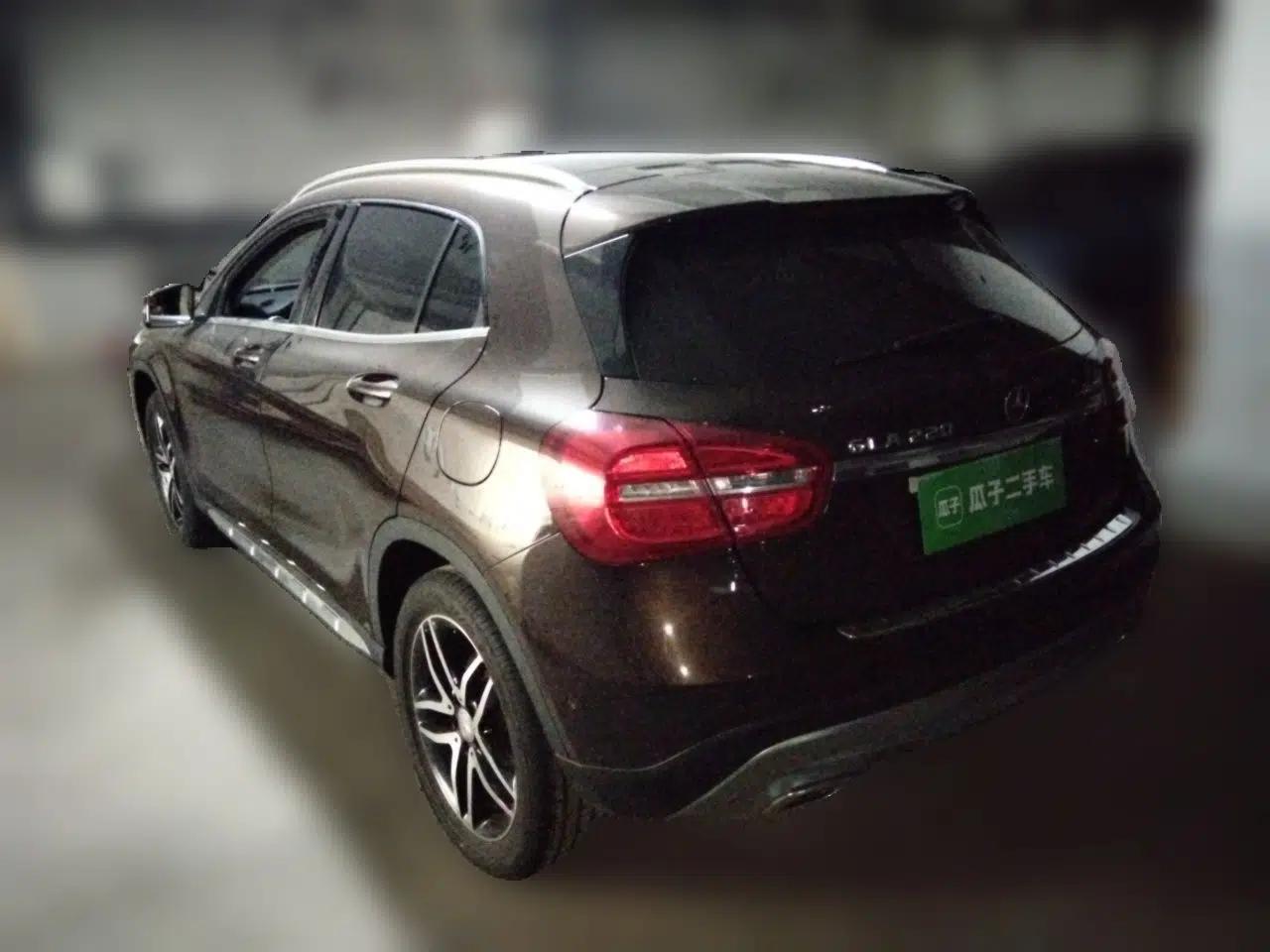 Mercedes-Benz GLA 2015 GLA 220 4MATIC Fashion Model — миниатюра 4