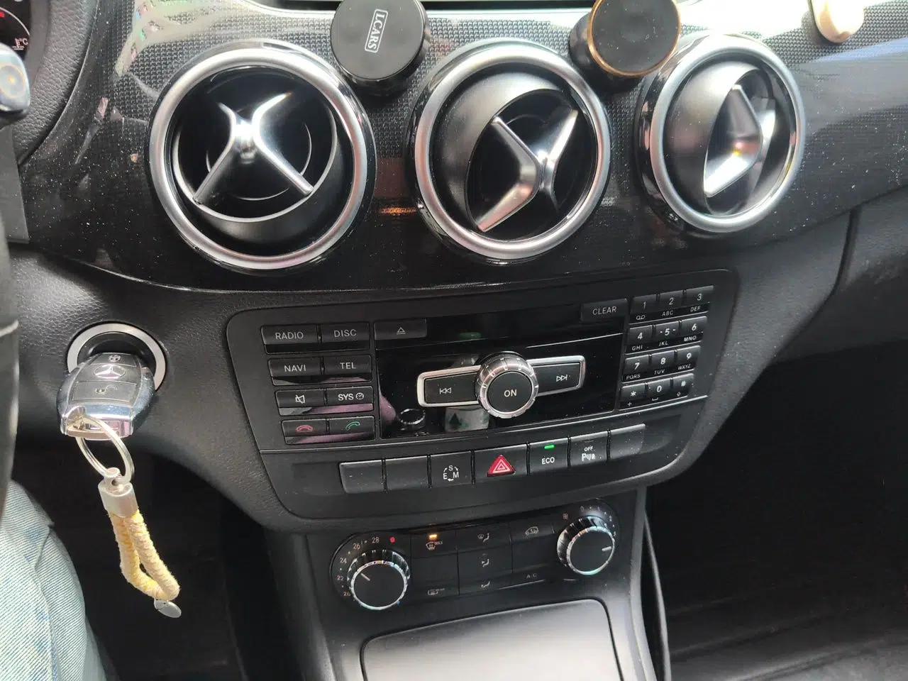 Mercedes-Benz B-Class 2012 B 180 — миниатюра 13