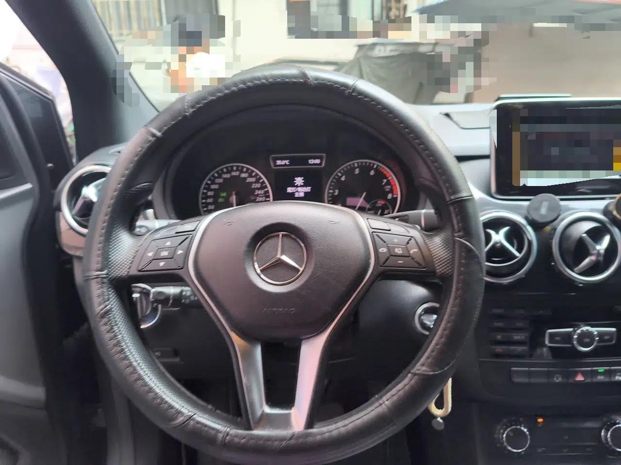 Mercedes-Benz B-Class 2012 B 180 — миниатюра 10