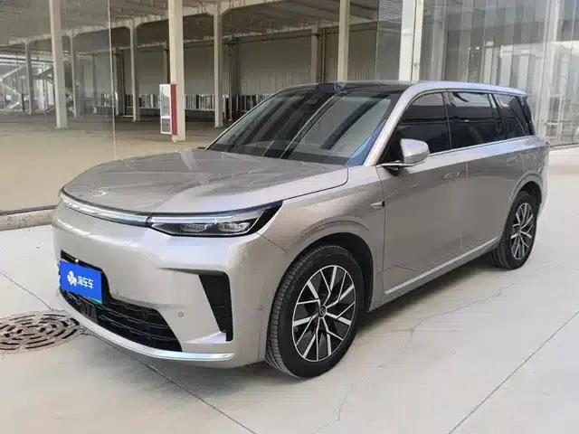 Trumpchi S9 2025 Model, Qiankun Ultra 6-Seater