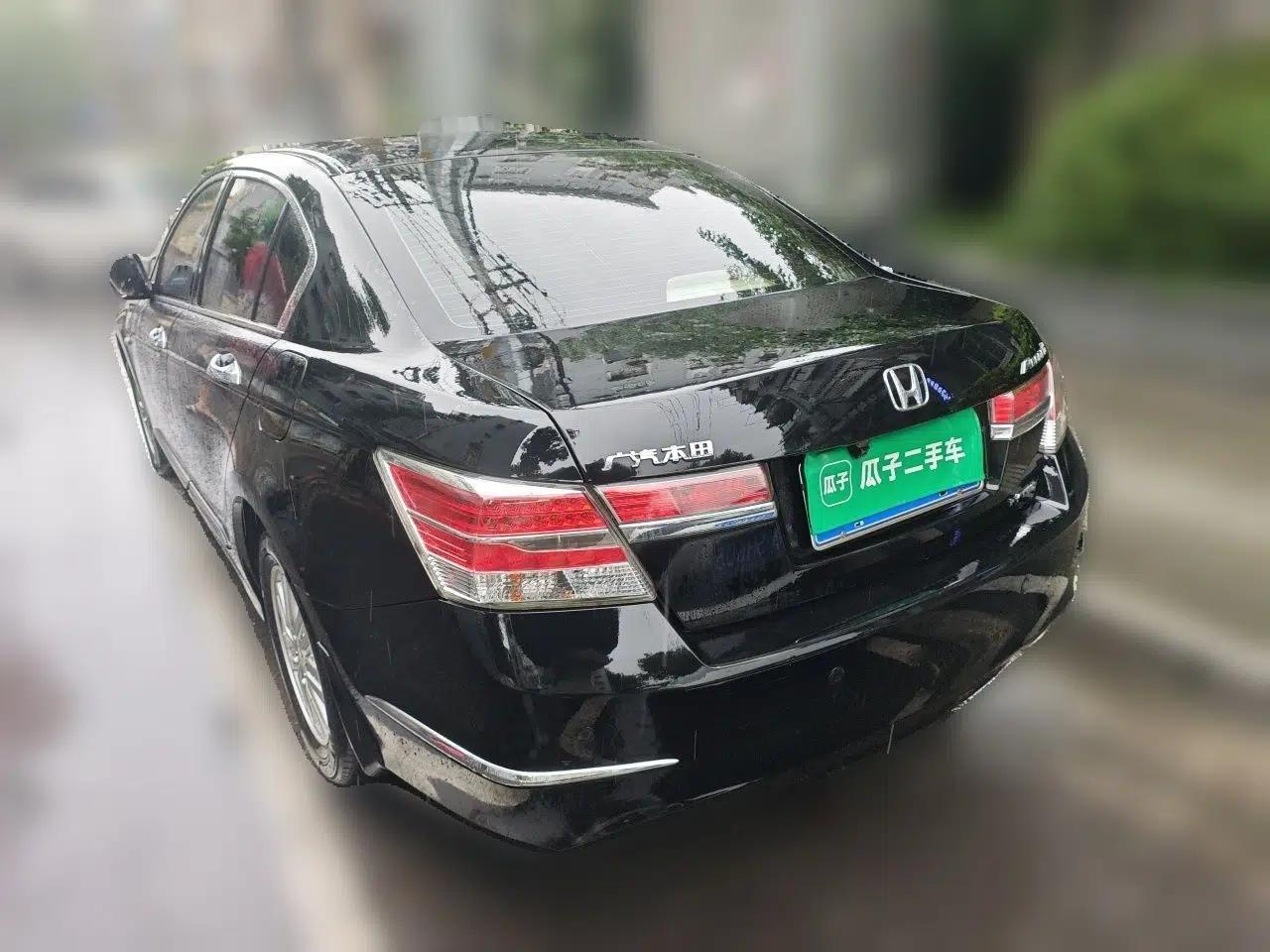Honda Accord 2013 2.0L SE — миниатюра 4