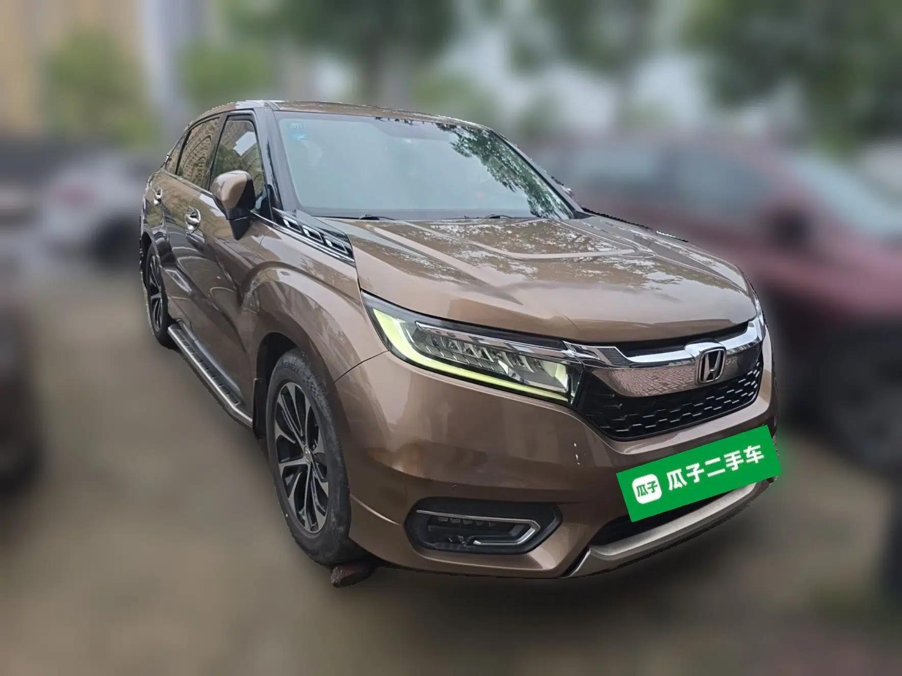 Honda Avancier 2017 240TURBO Two-Wheel Drive Premium Edition — миниатюра 3