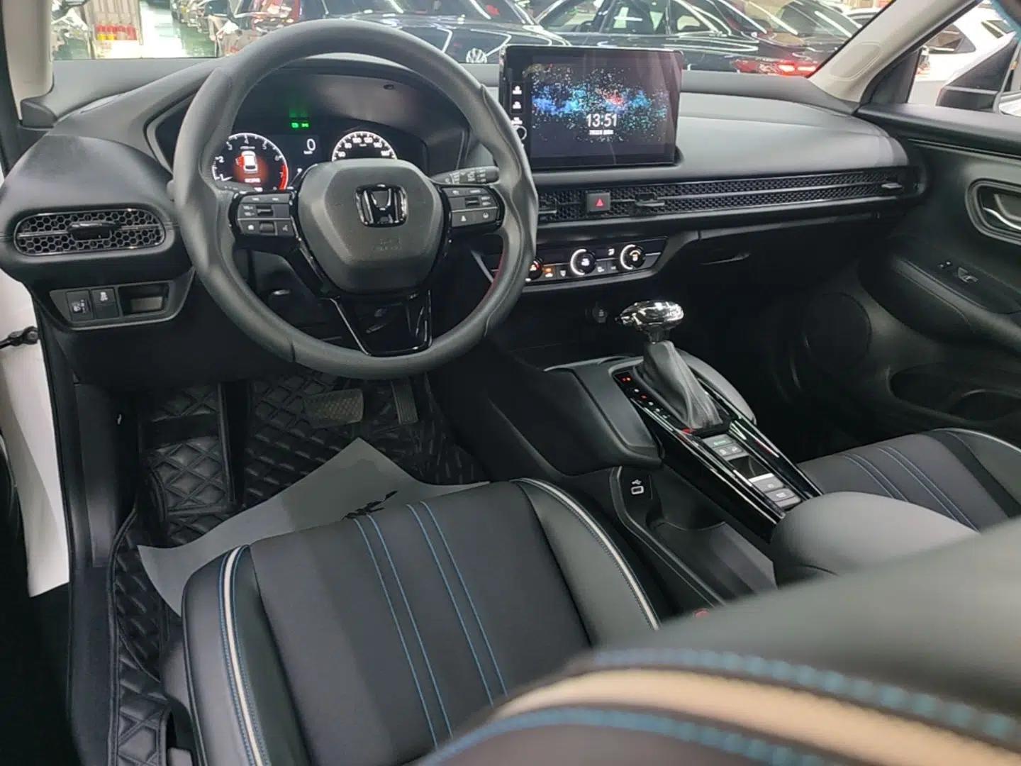 Honda HR-V 2023 240TURBO Jingrui Edition — миниатюра 12