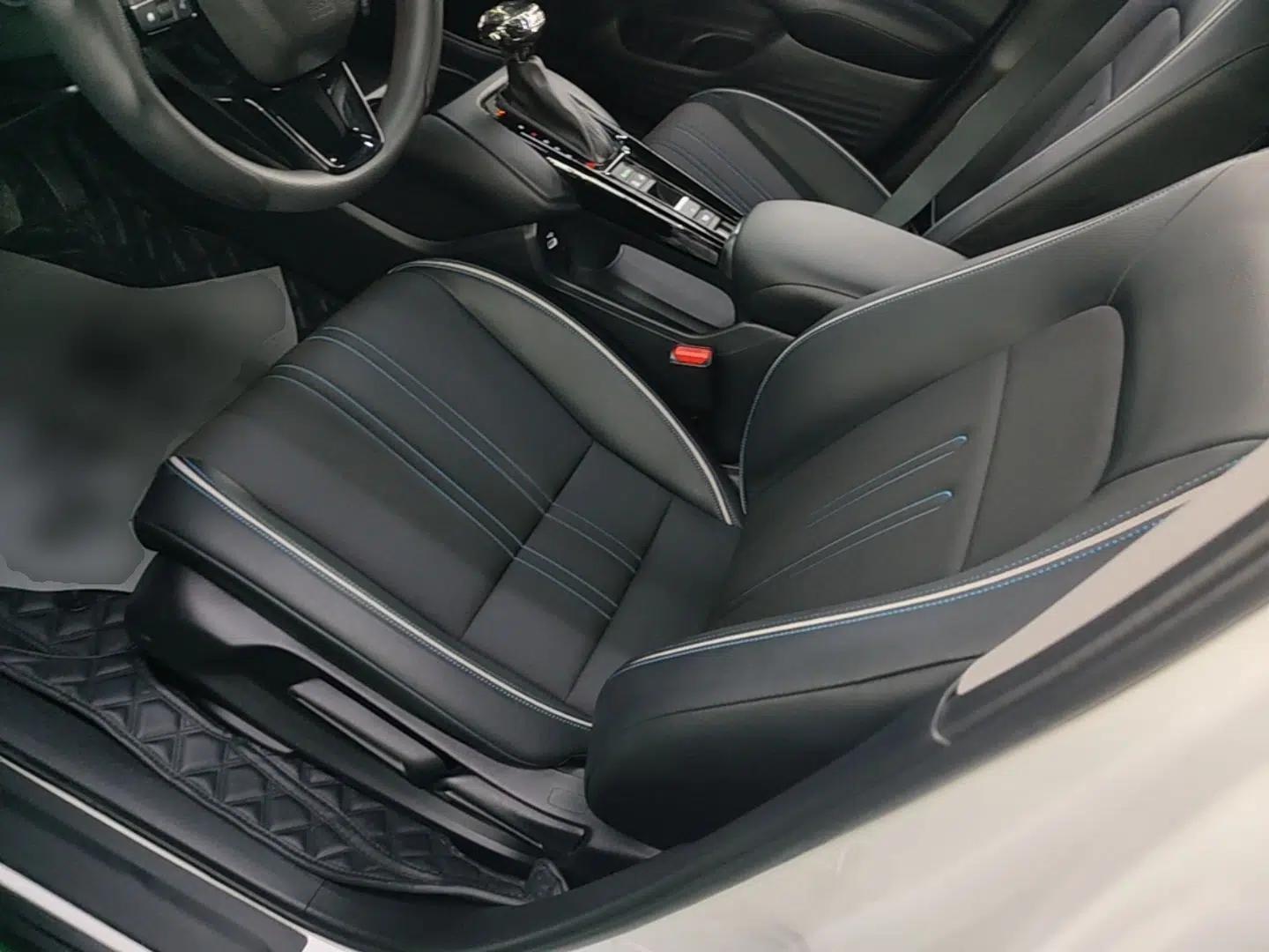 Honda HR-V 2023 240TURBO Jingrui Edition — миниатюра 17
