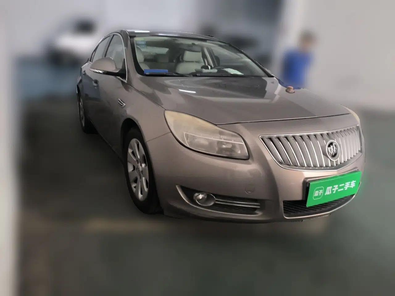 Buick Regal 2009 2.0L Elite Edition — миниатюра 3