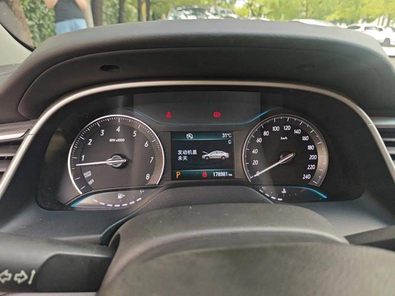 Buick GT 2015 15N Automatic Deluxe Edition — миниатюра 11