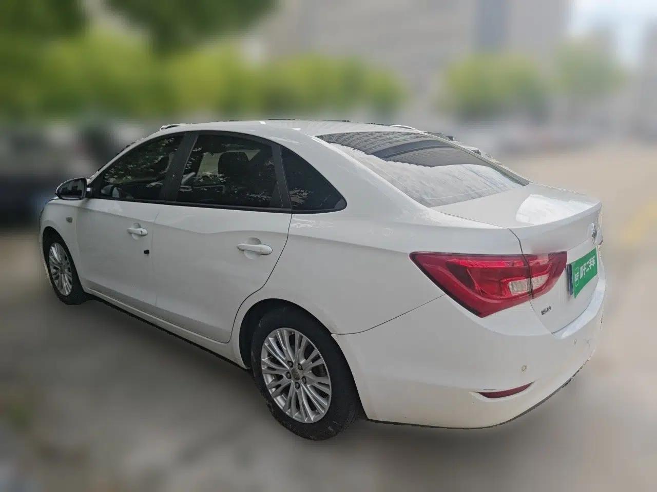 Buick GT 2015 15N Automatic Deluxe Edition — миниатюра 4