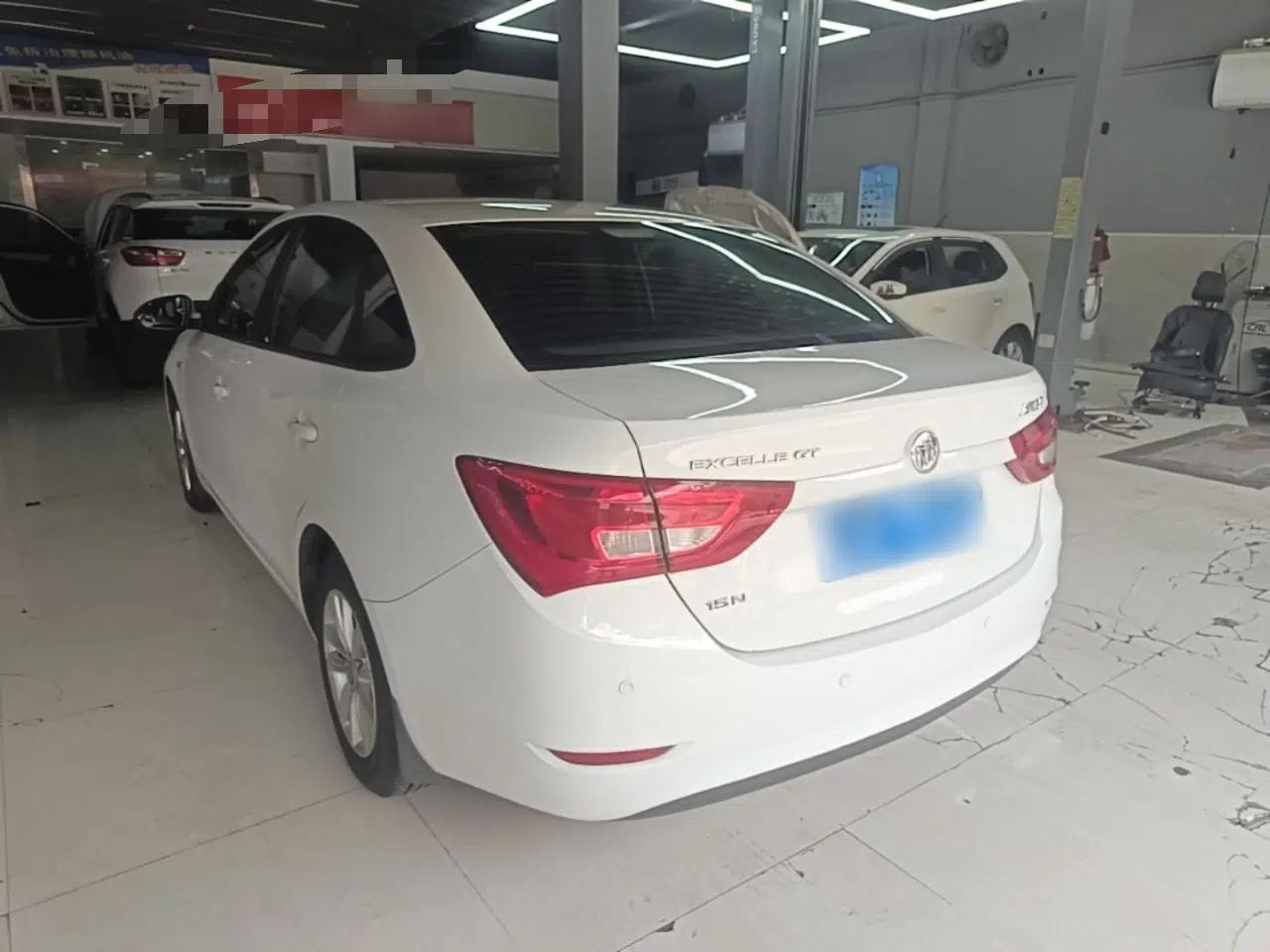 Buick GT 2016 15N Automatic Entry-Level Trim — миниатюра 4