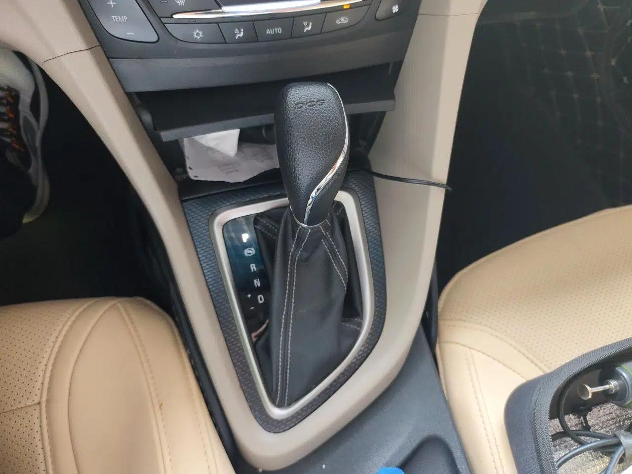 Buick GT 2019 15T Dual-Clutch Connected Elite Model China VI — миниатюра 14