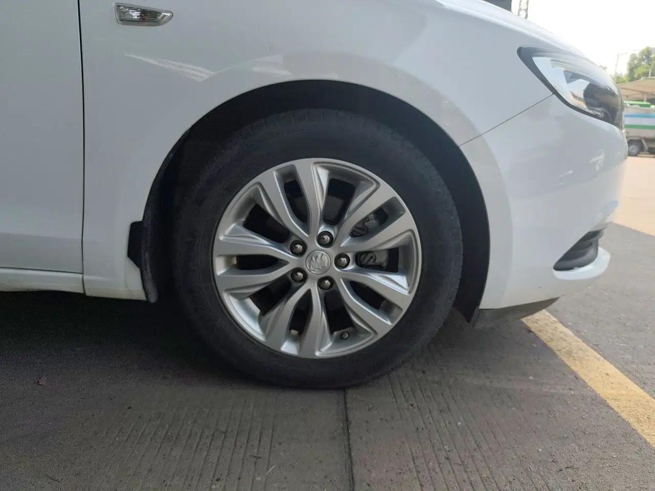 Buick GT 2019 15T Dual-Clutch Connected Elite Model China VI — миниатюра 8