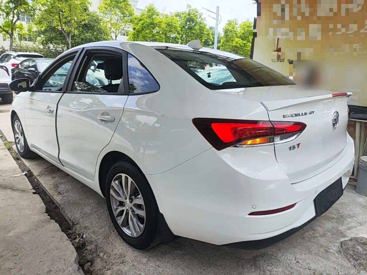 Buick GT 2021 1.3T Automatic Mild Hybrid Elite Version — миниатюра 4