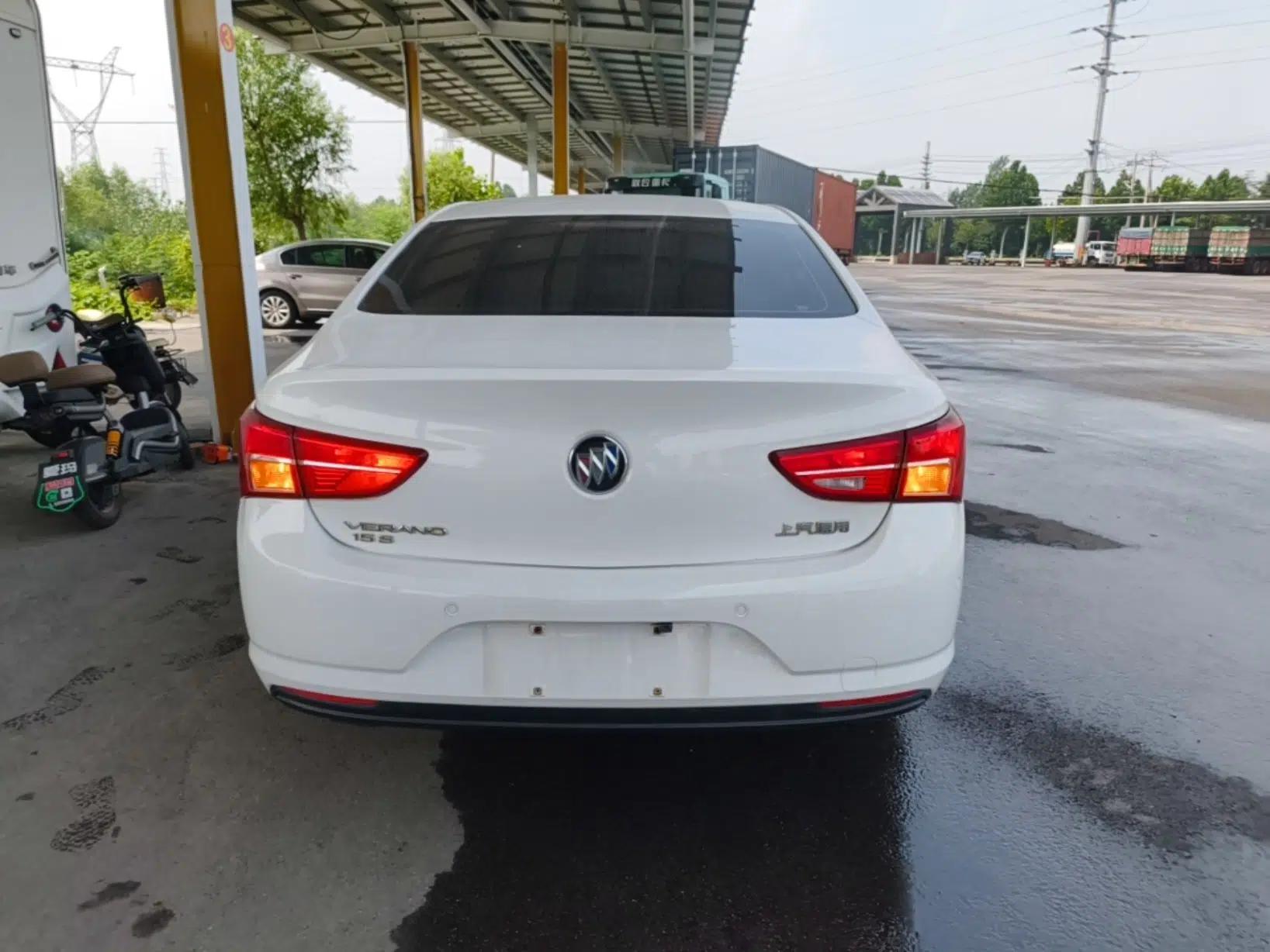 Buick Verano 2017 Sedan 15S Automatic Entry Model — миниатюра 5