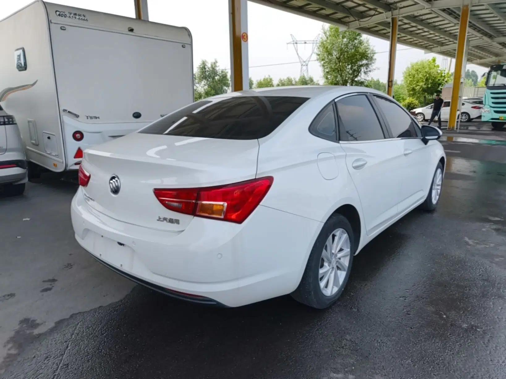 Buick Verano 2017 Sedan 15S Automatic Entry Model — миниатюра 6