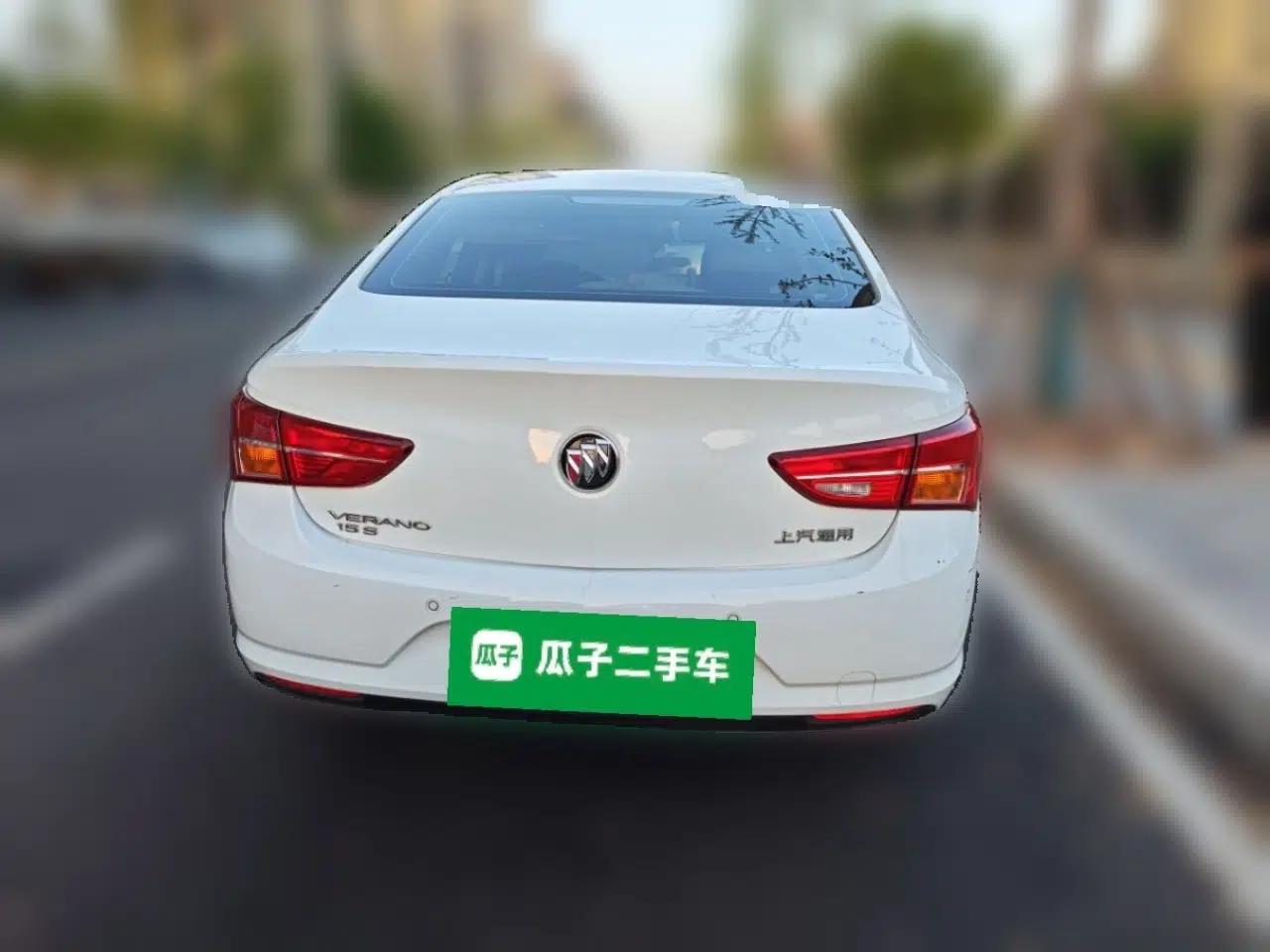 Buick Verano 2019 Sedan 15S Automatic Entry Model — миниатюра 3