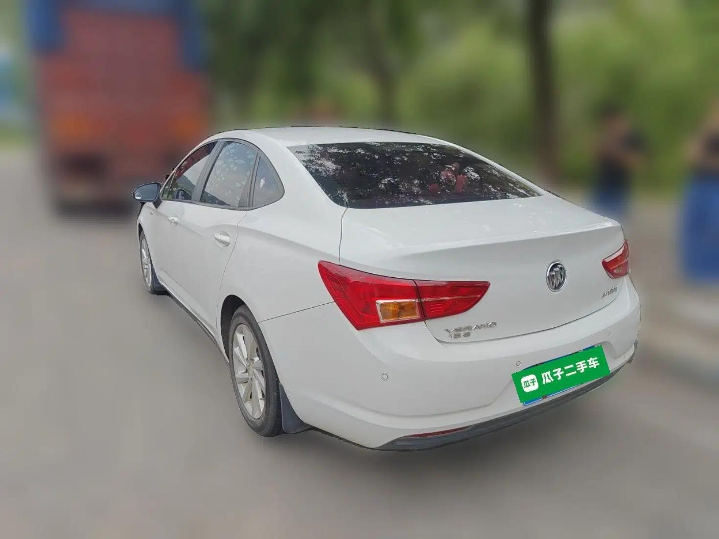 Buick Verano 2019 Sedan 15S Automatic Entry Model — миниатюра 4