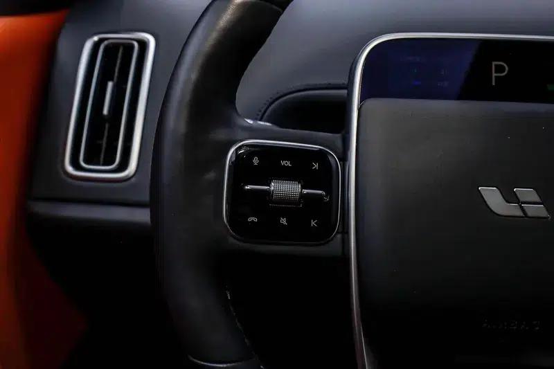 Li Auto L6 2024 Max Edition — миниатюра 24