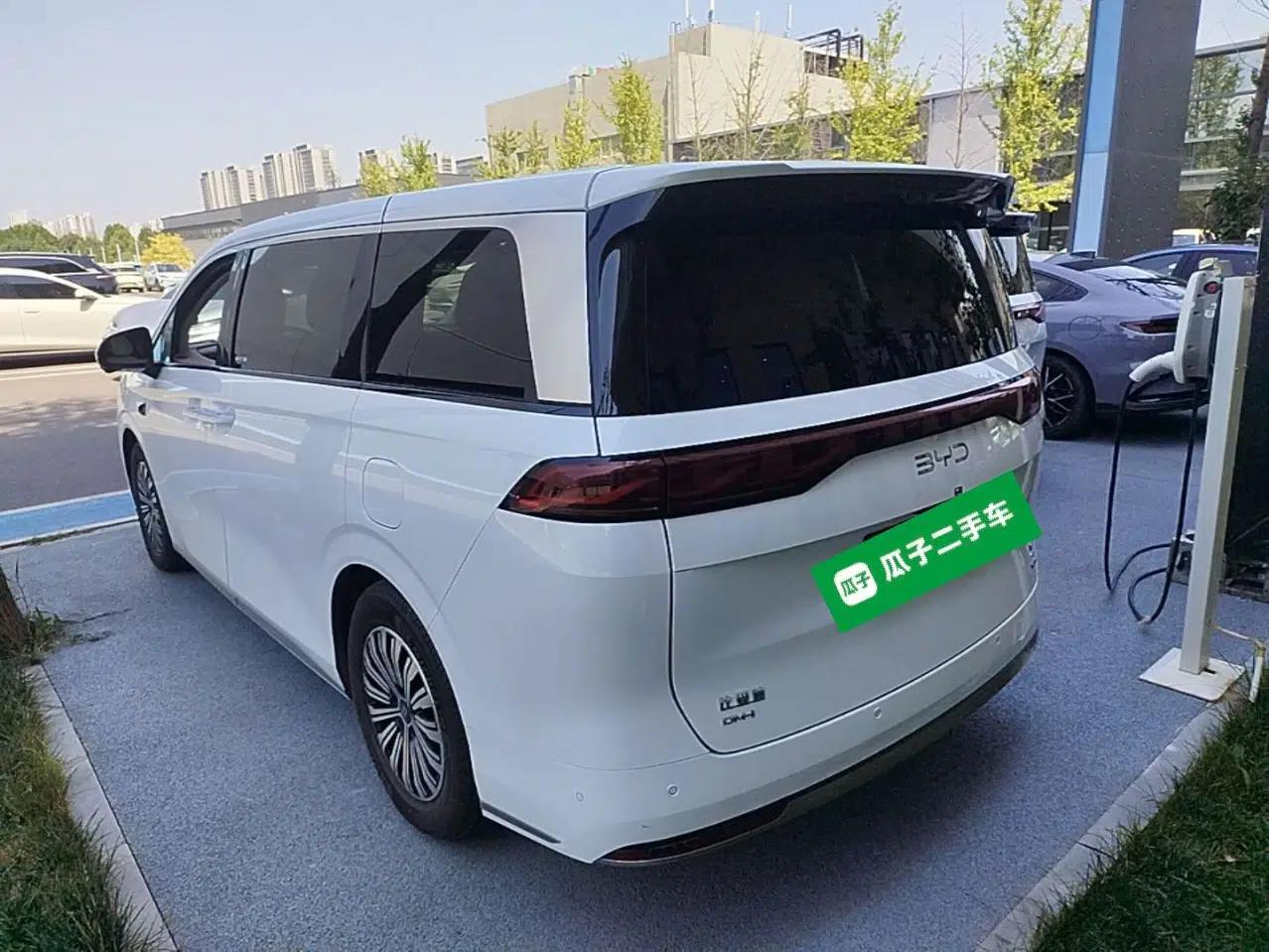 BYD Xia 2025 DM-i 1.5T 180km Excellence Model — миниатюра 4