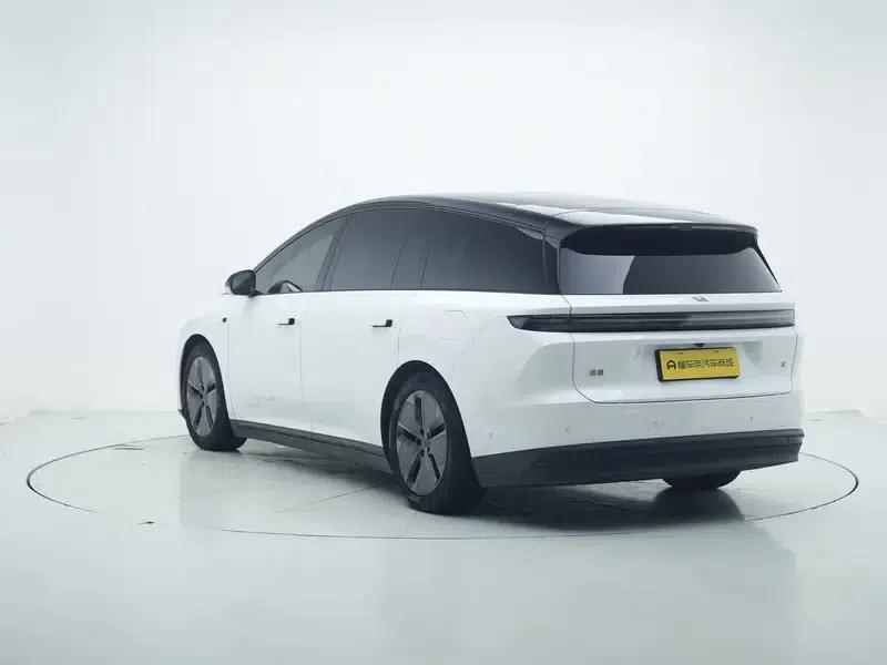 Li Auto i8 2025 Standard Edition — миниатюра 5